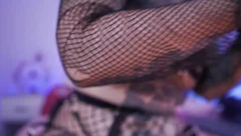 Yoko online show from December 4, 7:55 pm