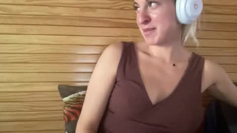 Snapshot of stassiethatsororitygirl chatting on January 7, 6:54 pm Stassiethatsororitygirl online show from January 7, 6:54 pm