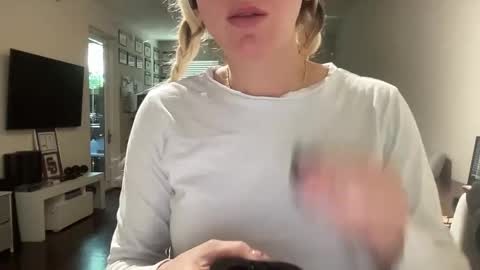 Snapshot of stassiethatsororitygirl chatting on February 24, 2:37 pm Stassiethatsororitygirl online show from February 24, 2:37 pm