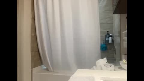 Snapshot of stassiethatsororitygirl chatting on March 18, 1:36 pm Stassiethatsororitygirl online show from March 18, 1:36 pm