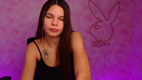 Snapshot of stasy_milk chatting on December 14, 10:07 pm Stasy online show from December 14, 10:07 pm