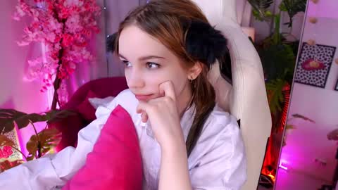 MONICA online show from November 18, 12:31 pm