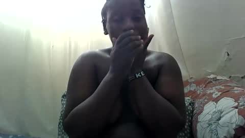 Snapshot of steamy_gal chatting on May 28, 7:27 am steamy_gal online show from May 28, 7:27 am