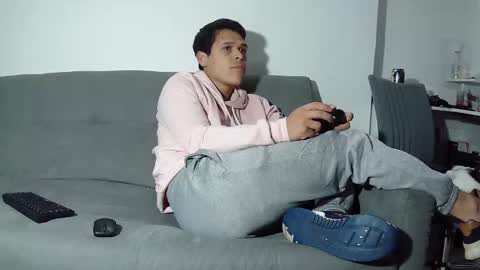 Snapshot of steban_jyj chatting on October 20, 6:03 am Katalleya and Steban online show from October 20, 6:03 am