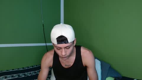 Snapshot of stebeen_smith chatting on September 26, 3:05 pm stebeen smith online show from September 26, 3:05 pm