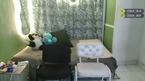 Snapshot of stebeen_smith chatting on July 12, 9:11 am stebeen smith online show from July 12, 9:11 am