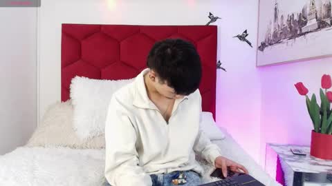 Steev online show from February 11, 3:33 am