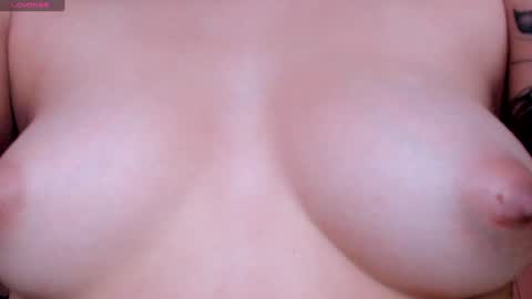 Snapshot of stefaagomez chatting on January 16, 5:55 pm Stefa Gomez online show from January 16, 5:55 pm