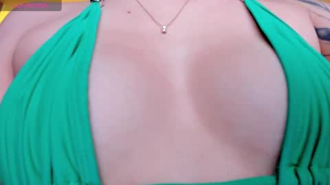 Snapshot of stefaagomez chatting on February 9, 12:41 pm Stefa Gomez online show from February 9, 12:41 pm