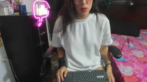 julieth-cancer online show from January 11, 6:46 pm