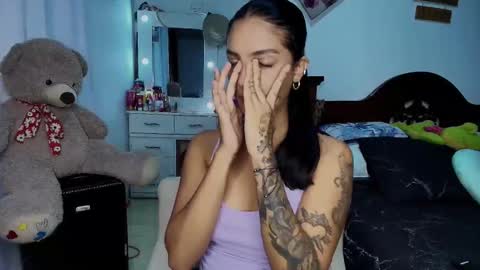 Im MiaIts my first day here  online show from October 4, 12:30 am