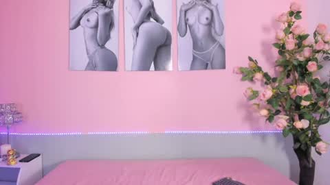 Stefany online show from June 9, 1:12 pm