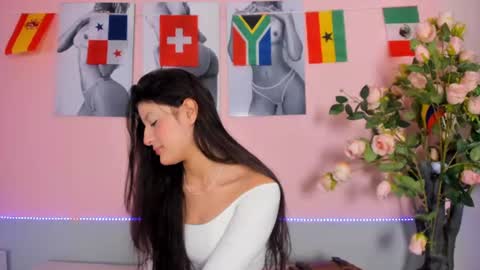 Stefany online show from July 18, 1:26 pm