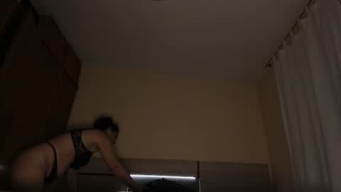 Snapshot of stefanyhotmilf chatting on June 9, 6:03 am stefany online show from June 9, 6:03 am