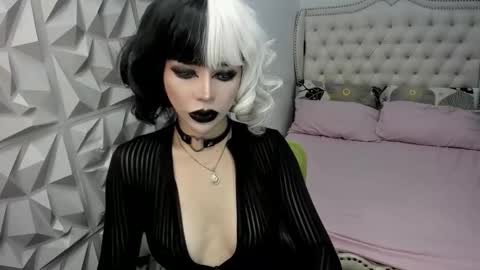 Snapshot of stefanylangkat chatting on May 28, 8:11 am Jane online show from May 28, 8:11 am