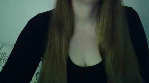 Snapshot of stefffa8009 chatting on April 7, 8:26 am stefffa8009 online show from April 7, 8:26 am