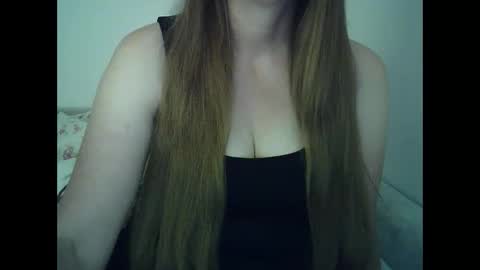 Snapshot of stefffa8009 chatting on April 24, 8:39 am stefffa8009 online show from April 24, 8:39 am