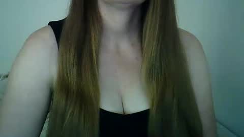 Snapshot of stefffa8009 chatting on April 26, 9:29 am stefffa8009 online show from April 26, 9:29 am
