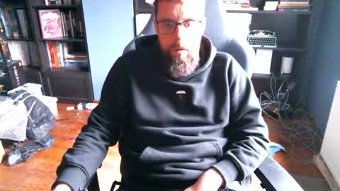 Snapshot of stefffg chatting on October 25, 2:13 pm MeStef online show from October 25, 2:13 pm