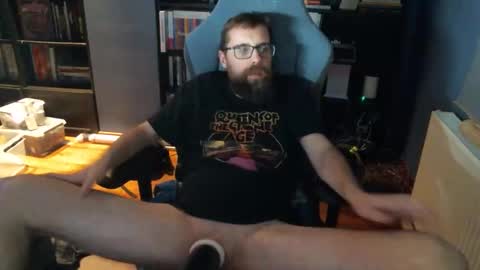 Snapshot of stefffg chatting on November 15, 10:48 pm MeStef online show from November 15, 10:48 pm