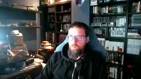 MeStef online show from April 3, 7:23 pm