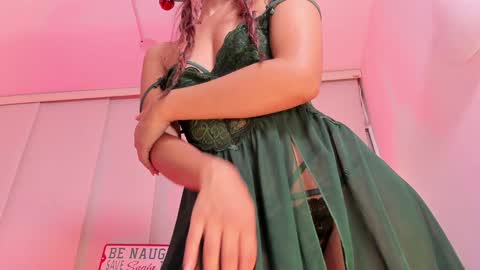 Snapshot of steffy_dan chatting on December 22, 7:54 am Steffy online show from December 22, 7:54 am