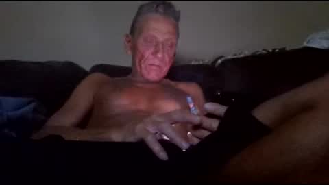 Snapshot of stefy1037 chatting on May 17, 6:55 am stefy1037 online show from May 17, 6:55 am
