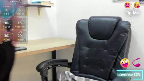 Snapshot of stefy_cg chatting on May 7, 7:41 pm Stefy online show from May 7, 7:41 pm