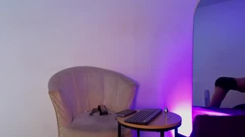 Steicy online show from June 16, 1:03 pm