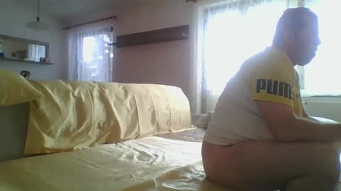 Snapshot of steki038434 chatting on January 25, 8:21 am steki038434 online show from January 25, 8:21 am