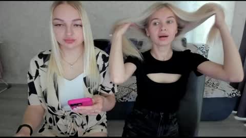 Stella  Cox online show from May 9, 9:47 am