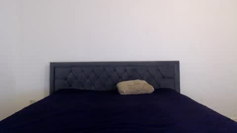 Stella John online show from September 12, 5:40 am