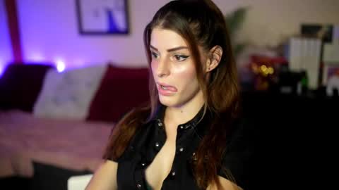 Snapshot of stella_shock chatting on September 22, 3:58 pm Stella online show from September 22, 3:58 pm