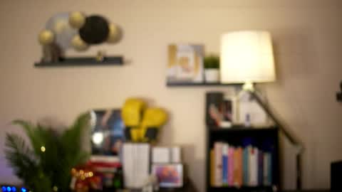 Stella online show from January 18, 6:01 pm