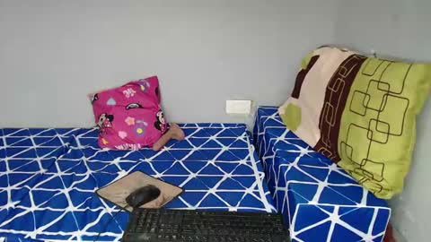 Snapshot of stella_whip chatting on January 12, 3:49 am Mistress Morticia online show from January 12, 3:49 am