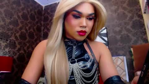 CALL ME STELLA online show from February 27, 3:48 pm