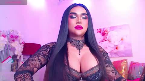 CALL ME STELLA online show from February 22, 6:13 am