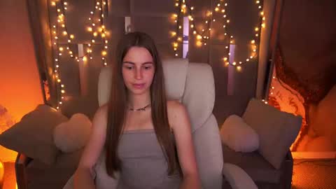 stellahoneywell online show from June 10, 6:34 am