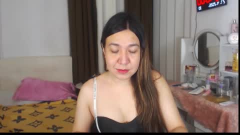 Stella online show from April 26, 4:48 pm