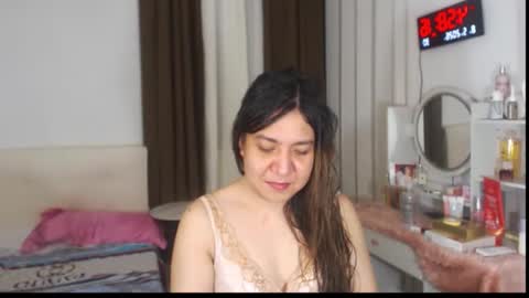 Snapshot of stellahugets chatting on May 7, 8:58 pm Stella online show from May 7, 8:58 pm
