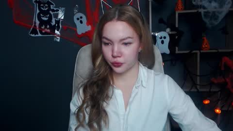 stellalights online show from October 29, 1:24 pm