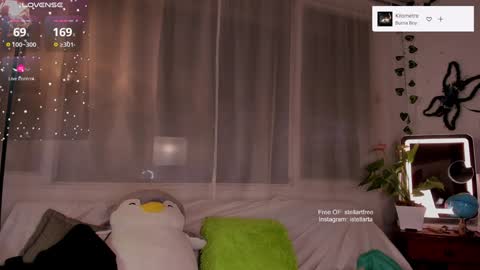 stellart_ online show from January 12, 11:26 pm