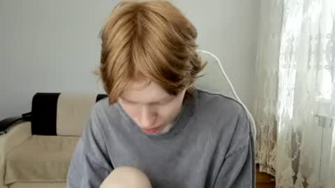 S T E L L A online show from June 20, 11:02 am