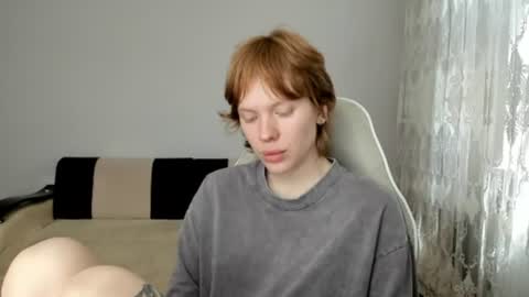 S T E L L A online show from July 3, 9:59 am