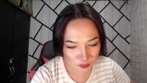 Snapshot of stellaven chatting on November 2, 12:24 am Stellaven online show from November 2, 12:24 am