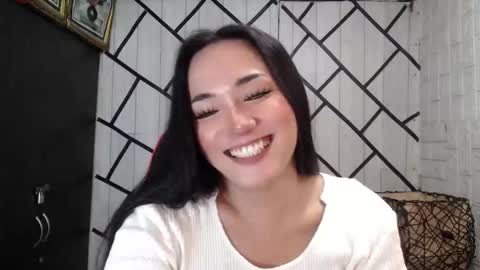 Snapshot of stellaven chatting on May 10, 4:50 am Stellaven online show from May 10, 4:50 am