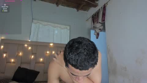 Snapshot of stepcouple__ chatting on January 29, 12:22 am Stepcouple online show from January 29, 12:22 am