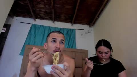 Snapshot of stepcouple__ chatting on June 3, 8:03 pm Stepcouple online show from June 3, 8:03 pm