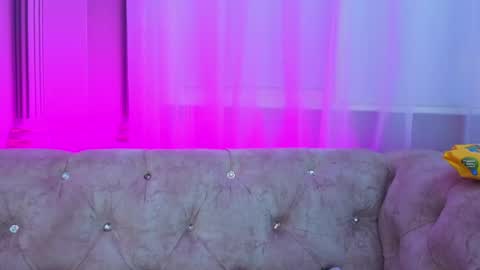 Stefff  online show from May 25, 2:06 am