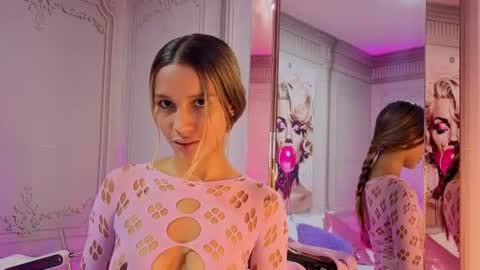 Stefff  online show from June 14, 10:45 pm